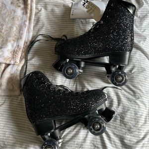 Zara shiny skates